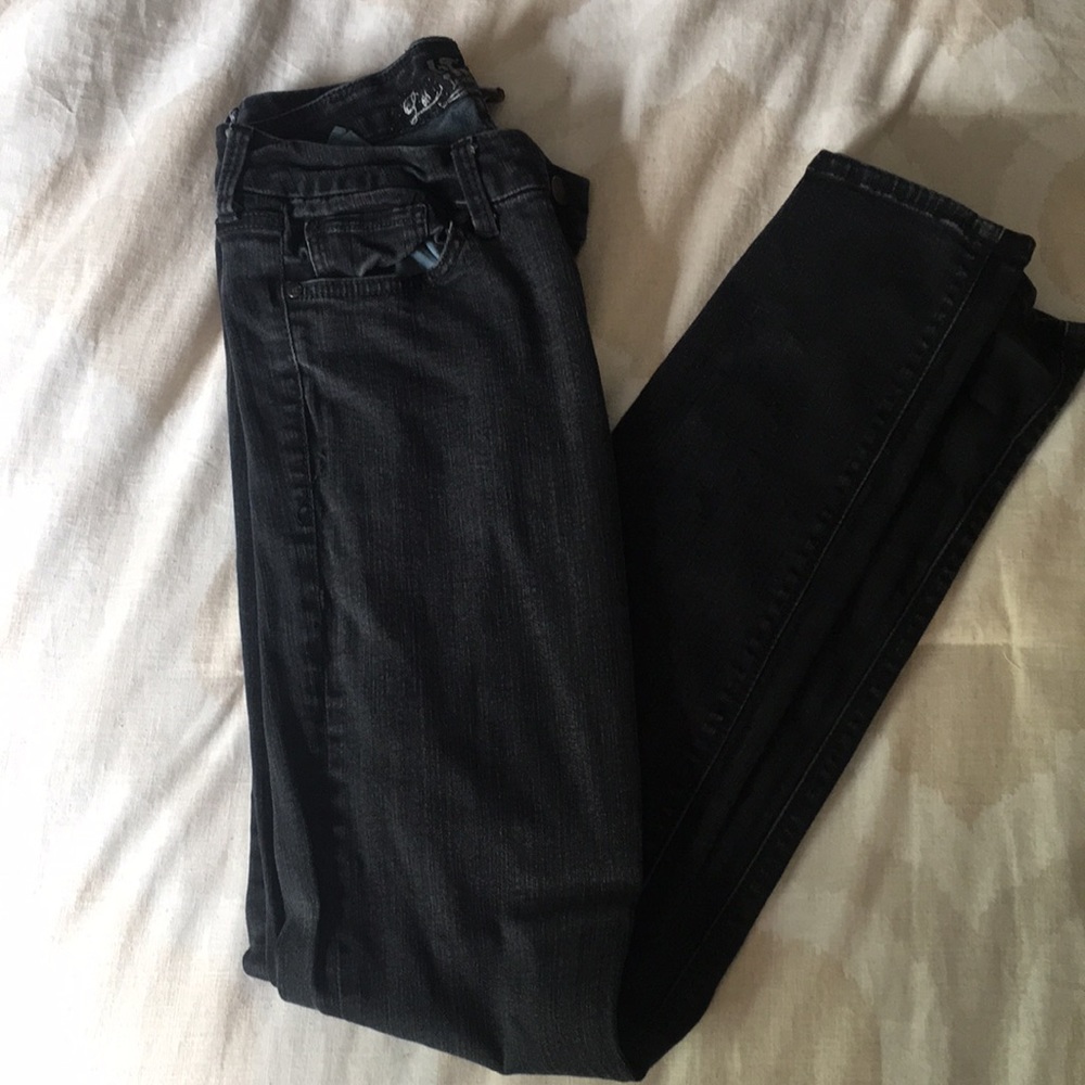 black skinny jeans